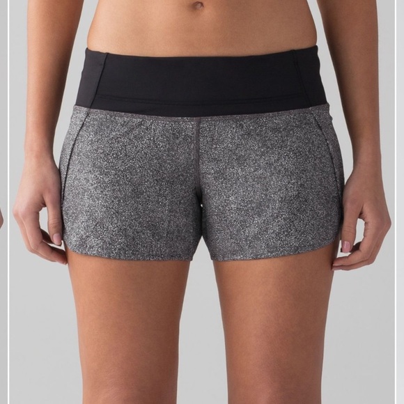 Lululemon Run Times Shorts - Picture 1 of 4